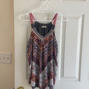 V-neck tank Razorback tank top